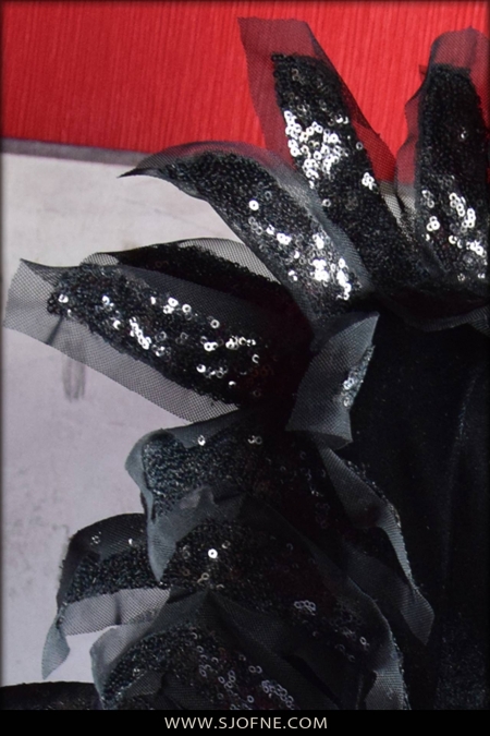 black velvet dress with feathers черное платье sjofne